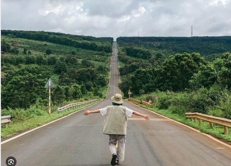 [2026] Bảng giá thuê xe 4 chỗ Gia Lai có tài xế
