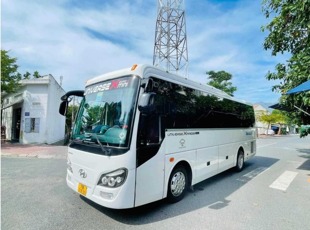 [2026] Bảng giá thuê xe 29 chỗ tại Đồng Nai: Xe đời mới, Giá rẻ, Uy tín