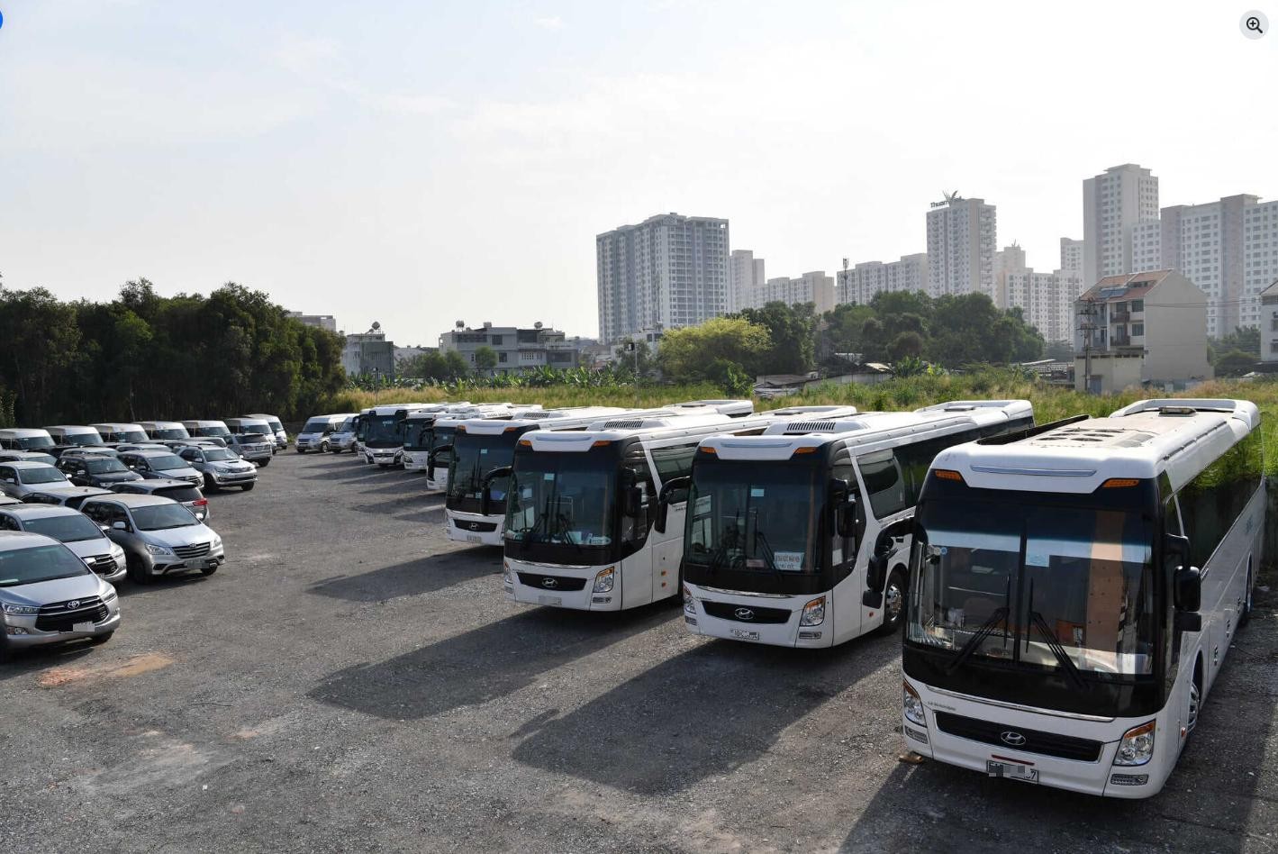 [2026] Bảng giá thuê xe 29 chỗ tại Đồng Nai: Xe đời mới, Giá rẻ, Uy tín