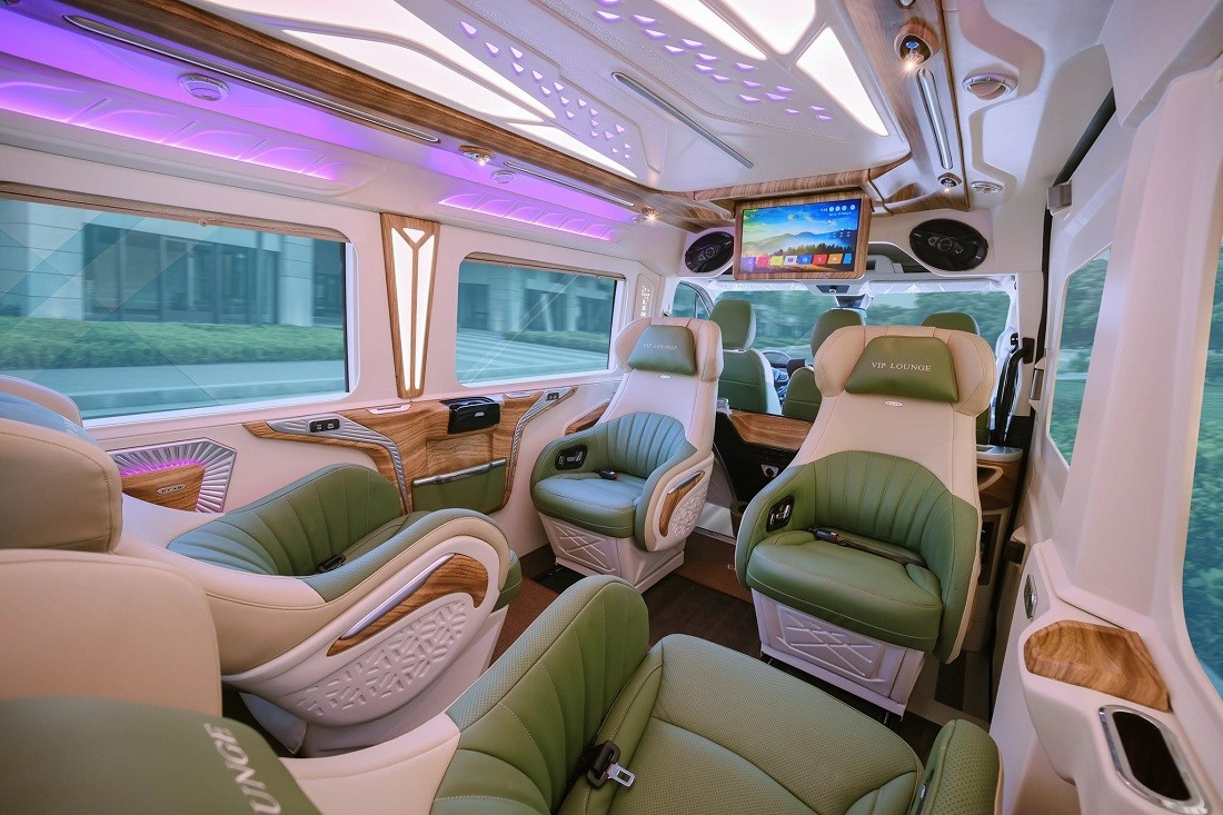 [2026] Bảng giá thuê xe limousine 9 chỗ tại Đồng Nai